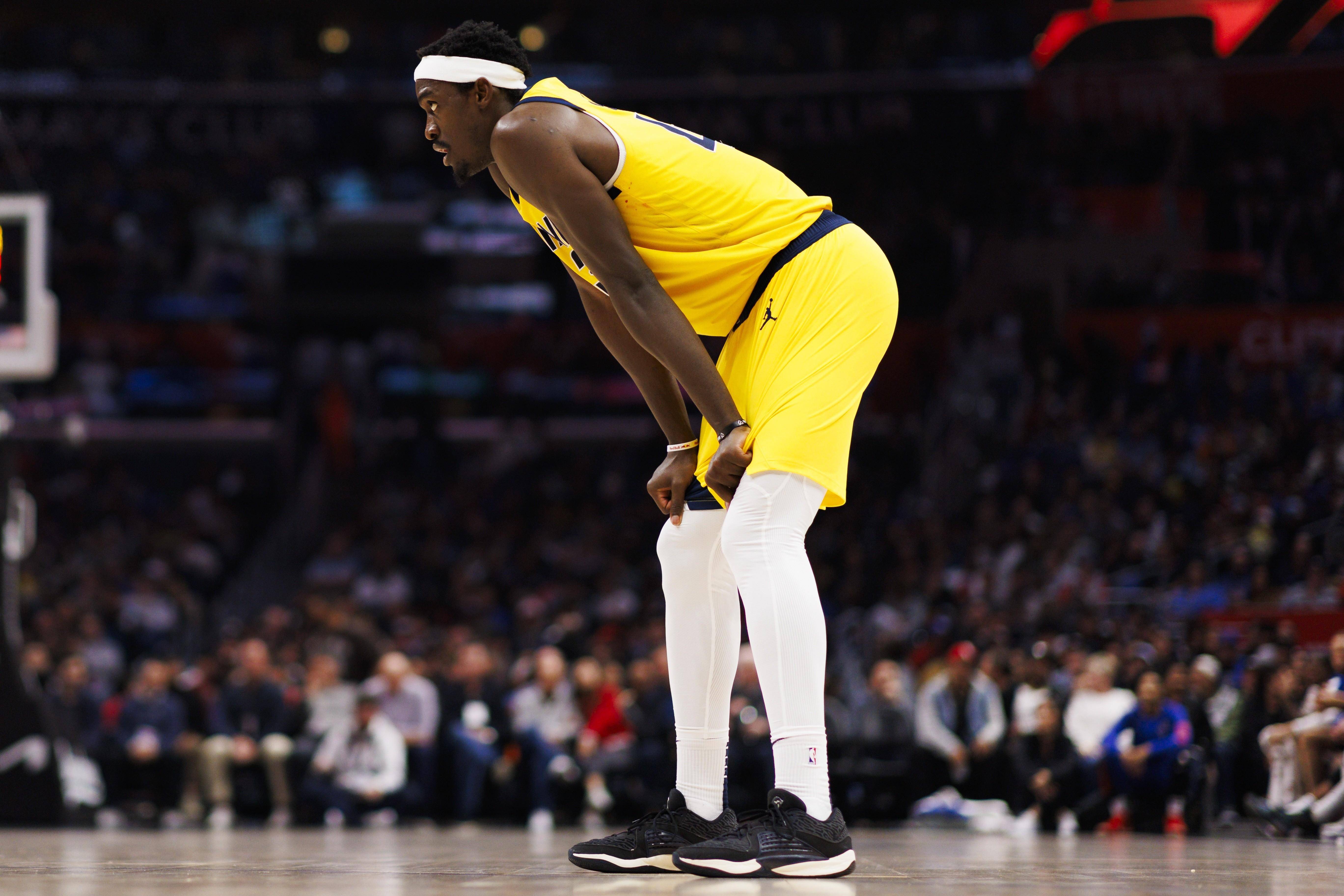 AYX-西亚卡姆在篮网比赛中出色防守，惊险取胜引发热议！的简单介绍